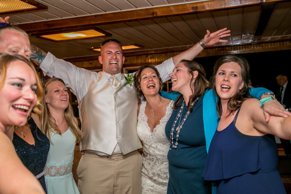 EliteEntertainment_EliteImages_NJWedding_RiverQueen