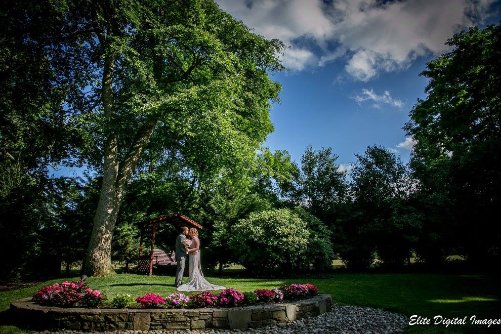 EliteEntertainment_NJWedding_EnglishManor