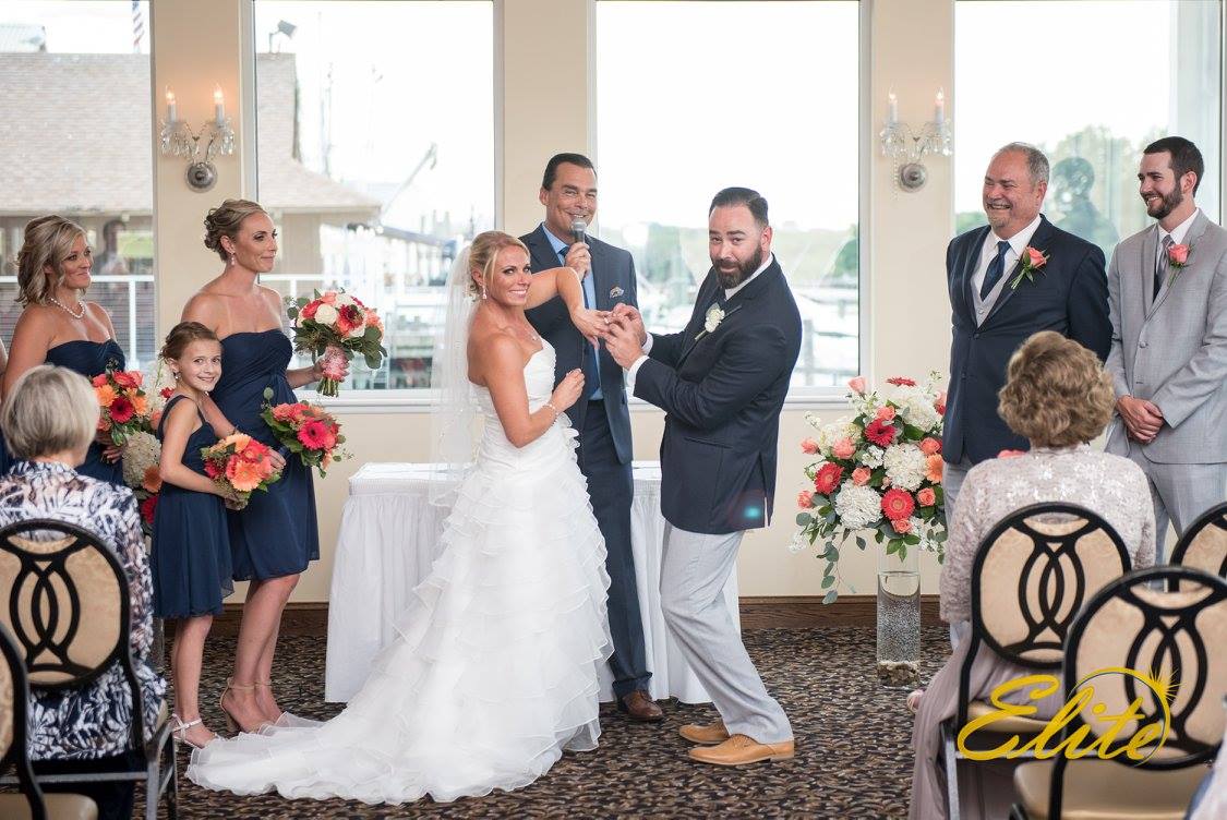 EliteEntertainment_NJWedding_EliteDigitalImages_LobsterShanty