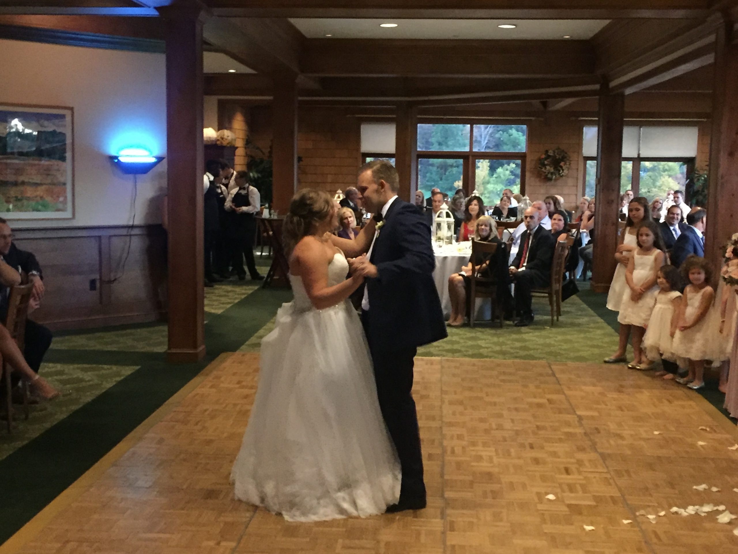 EliteEntertainment_NJWedding_SkyTopLodge