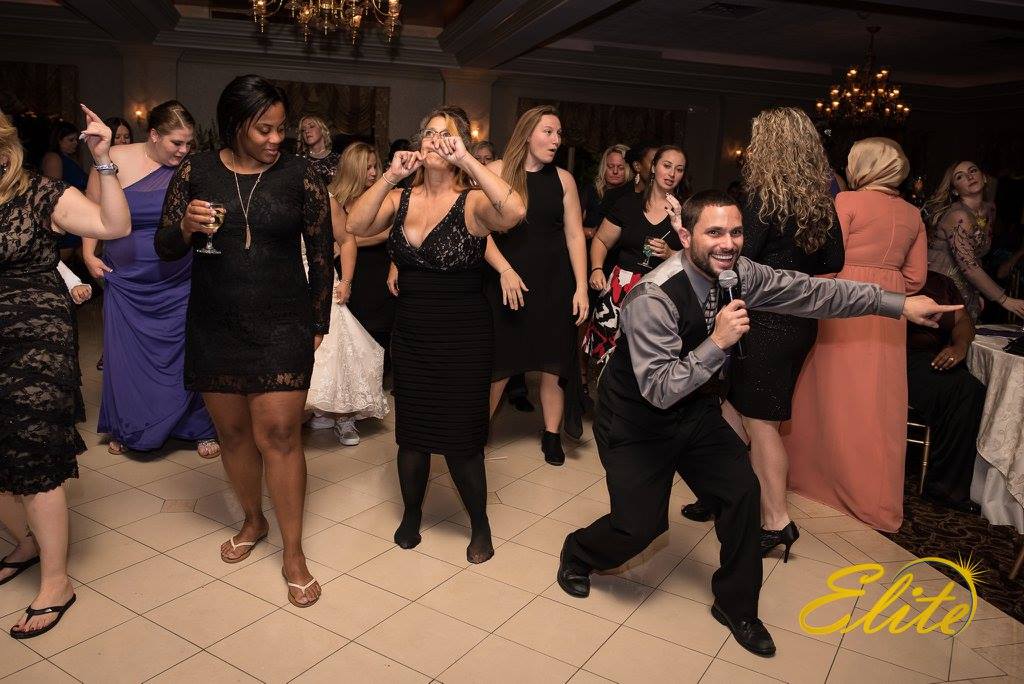 Elite Entertainment_ NJWedding_ EliteDigitalImages_EnglishManor_Leslie and Geza 7