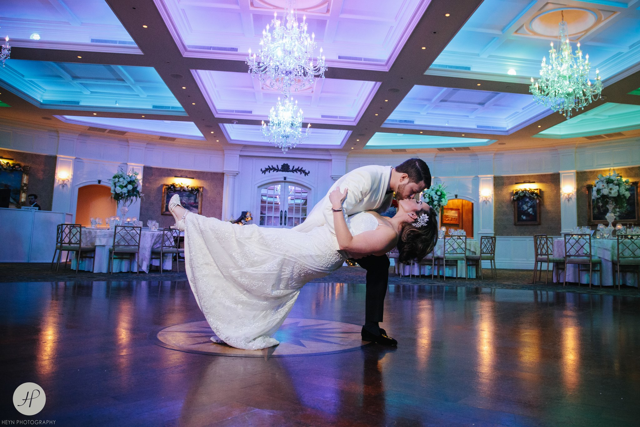 HEYN_PHOTOGRAPHY_CREDIT_ClarksLandingWedding_CoryAndLauren2