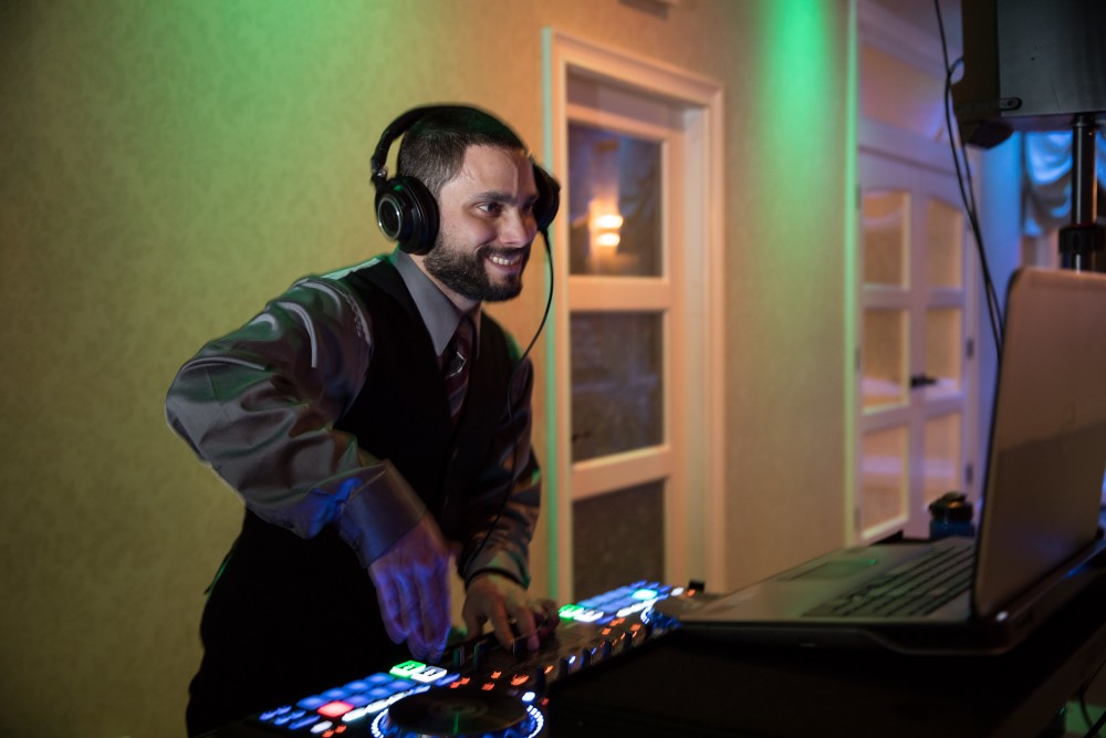 EliteEntertainment_NJWedding_CrystalPoint_AnnaAndSean