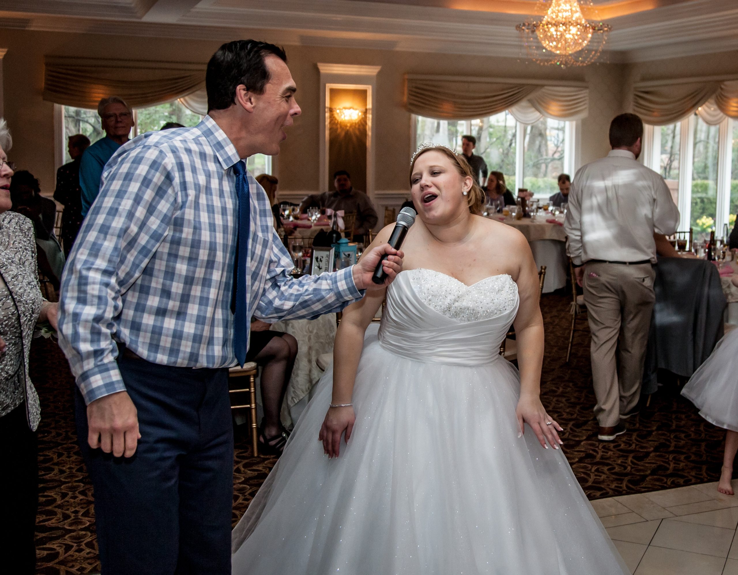 Elite Entertainment_ NJWedding_ EliteDigitalImages_EnglishManor_Cassidy and Dennis8 Mike Walter3