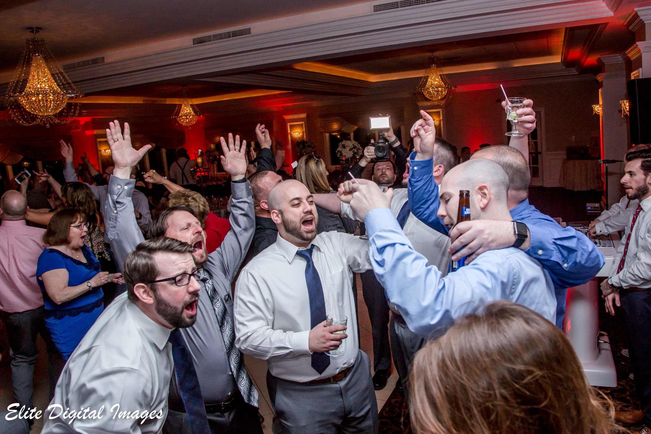 Elite Entertainment_ NJWedding_ EliteDigitalImages_EnglishManor_Jackie and Rob 8