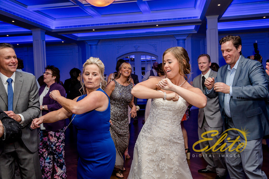 Elite Entertainment_ NJWedding_ EliteDigitalImages_The Mill at Lakeside Manor_Samantha and Charles (10)
