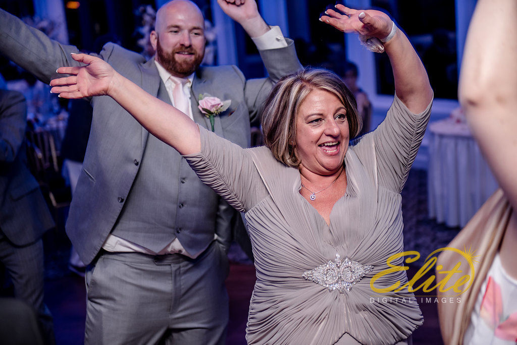 Elite Entertainment_ NJWedding_ EliteDigitalImages_The Mill at Lakeside Manor_Samantha and Charles (8)