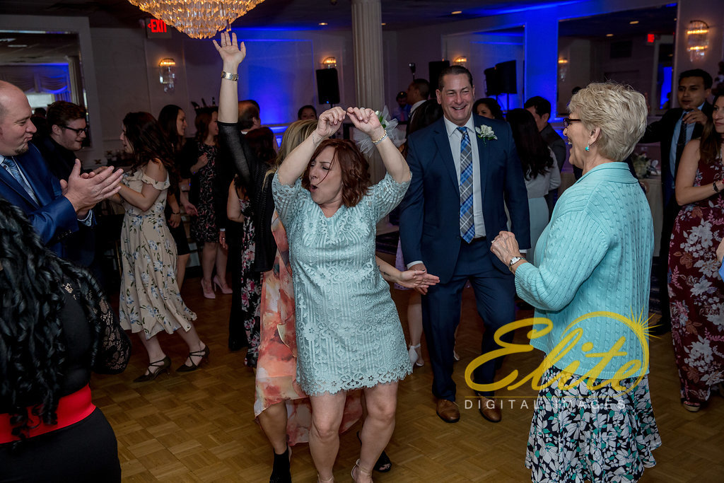 Elite Entertainment_ NJ Wedding_ Elite Digital Images_Breakers_ Brianne and Pablo