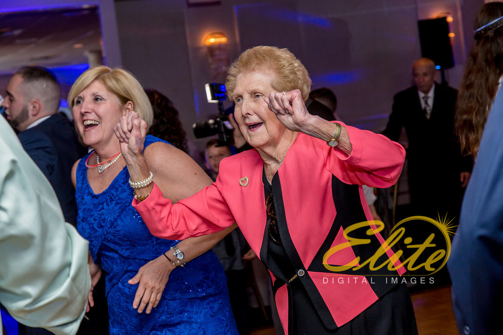 Elite Entertainment_ NJ Wedding_ Elite Digital Images_Breakers_Lindsey and Chris (12)