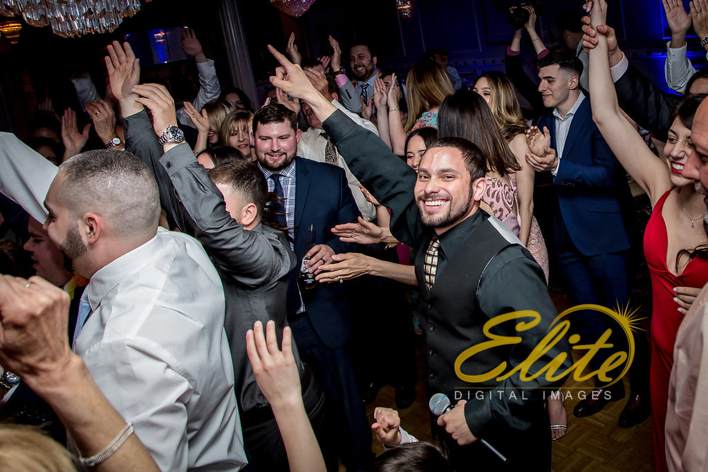 Elite Entertainment_ NJ Wedding_ Elite Digital Images_Breakers_Lindsey and Chris (21) Dan Fumosa