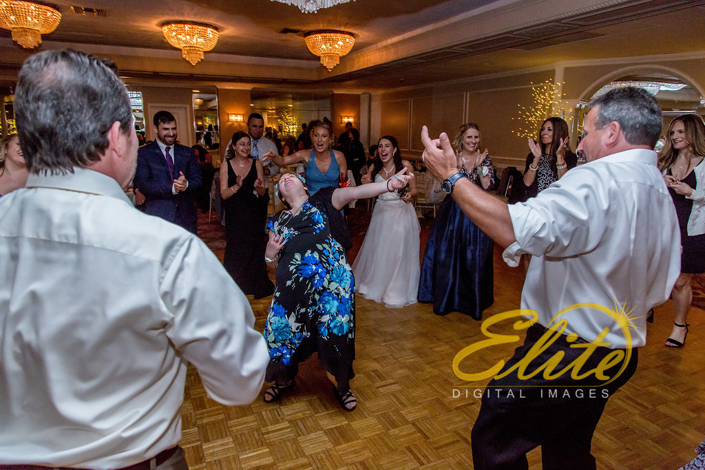 Elite Entertainment_ NJ Wedding_ Elite Digital Images_Doolans Shore Club in Spring Lake_Leanna and George (10)