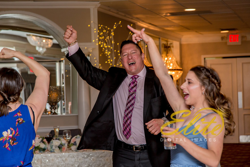 Elite Entertainment_ NJ Wedding_ Elite Digital Images_Doolans Shore Club in Spring Lake_Leanna and George (12)