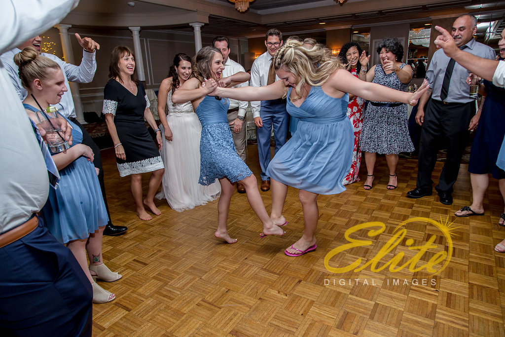 Elite Entertainment_ NJ Wedding_ Elite Digital Images_Doolans Shore Club in Spring Lake_Leanna and George (15)
