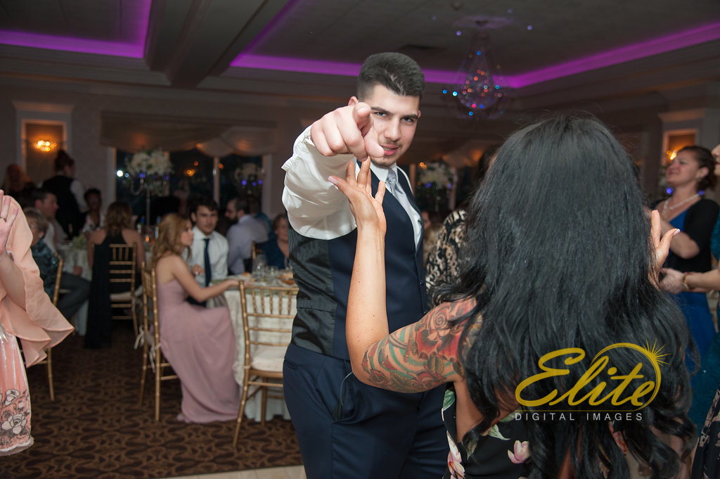 Elite Entertainment_ NJWedding_ EliteDigitalImages_EnglishManor_Heather & Tom (1)
