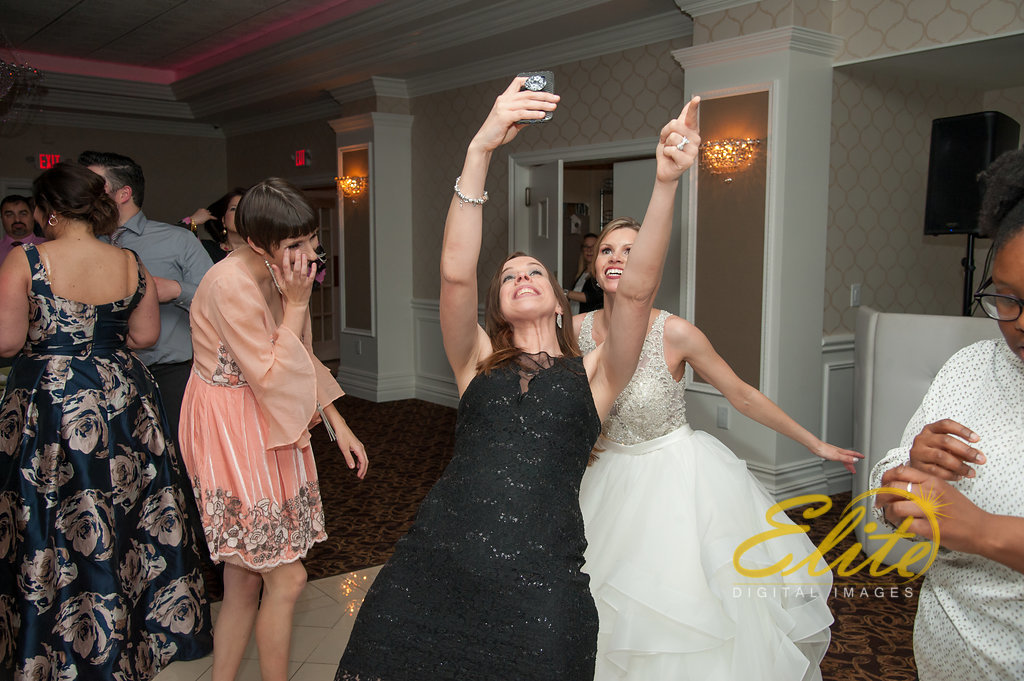Elite Entertainment_ NJWedding_ EliteDigitalImages_EnglishManor_Heather & Tom (9)