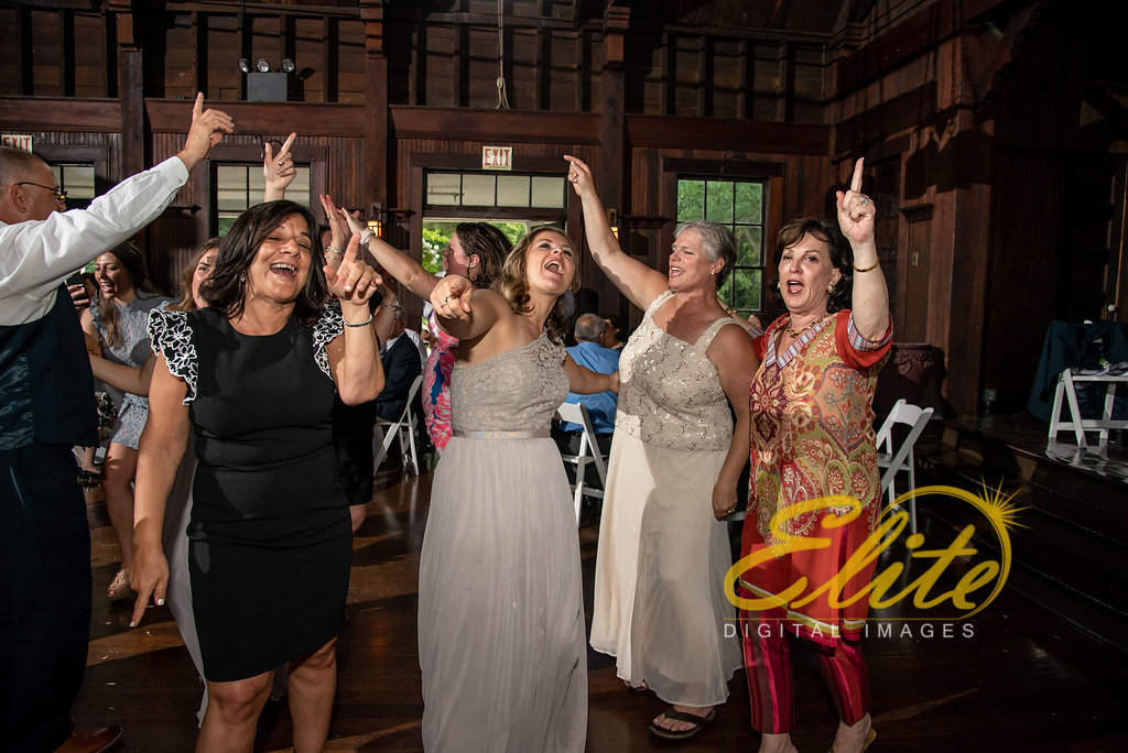 Elite Entertainment_ NJ Wedding_ Elite Digital Images_Water Witch _Marie and Stephen (6)