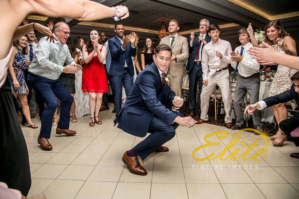 Elite Entertainment_ NJ Wedding_ Elite Digital Images_English Manor_Kristen and Conner (14)