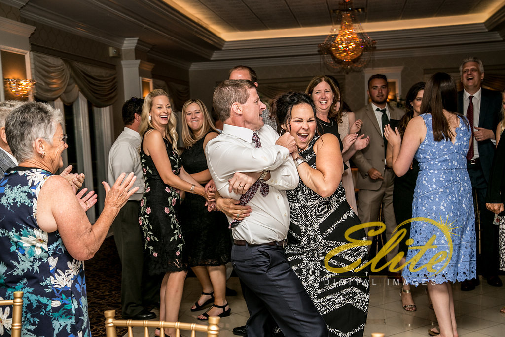 Elite Entertainment_ NJ Wedding_ Elite Digital Images_English Manor_Kristen and Conner (4)