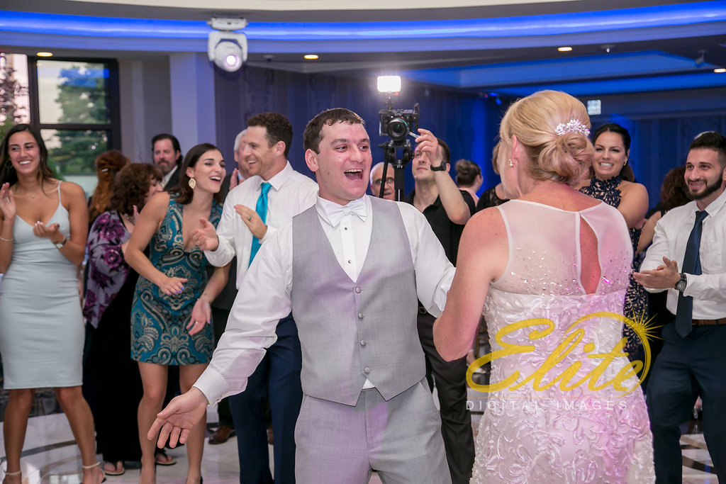 Elite Entertainment_ NJ Wedding_ Elite Digital Images_Grand Marquis_Jackie and Jim (6)