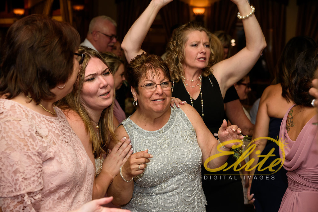 Elite Entertainment_ NJ Wedding_ Elite Digital Images_Black Bear Golf Club (5)