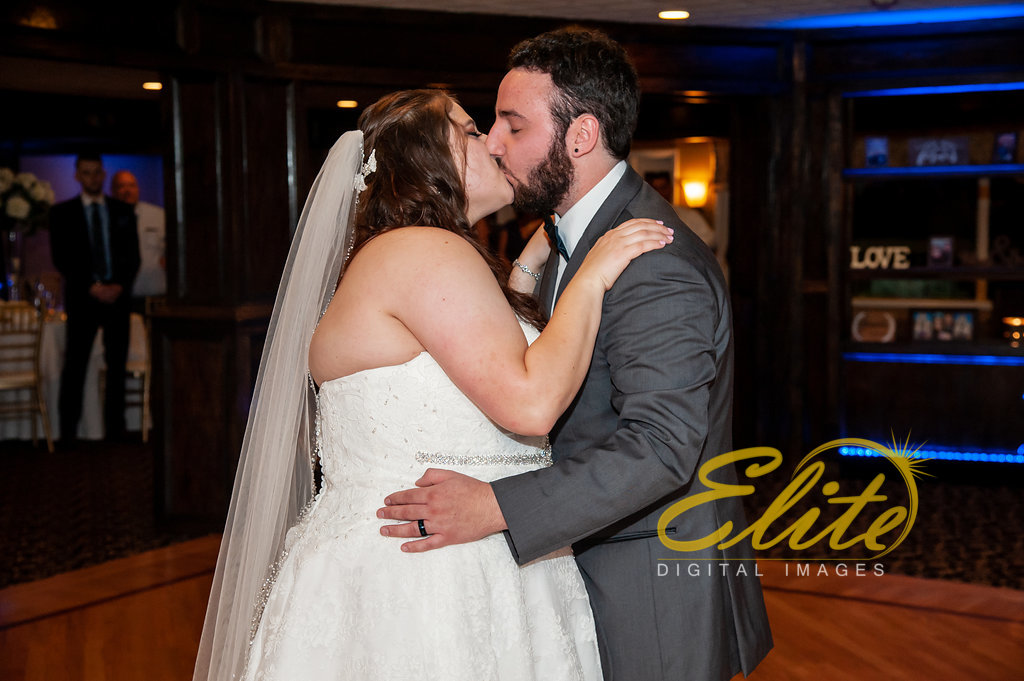Elite Entertainment_ NJ Wedding_ Elite Digital Images_Buttonwood Manor_Amy and Nicholas (3)
