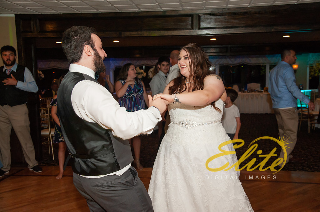 Elite Entertainment_ NJ Wedding_ Elite Digital Images_Buttonwood Manor_Amy and Nicholas (7)