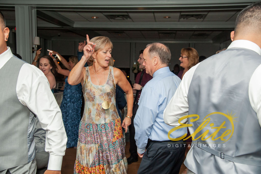 Elite Entertainment_ NJ Wedding_ Elite Digital Images_Channel Club _ Kim and Jimmy (6)