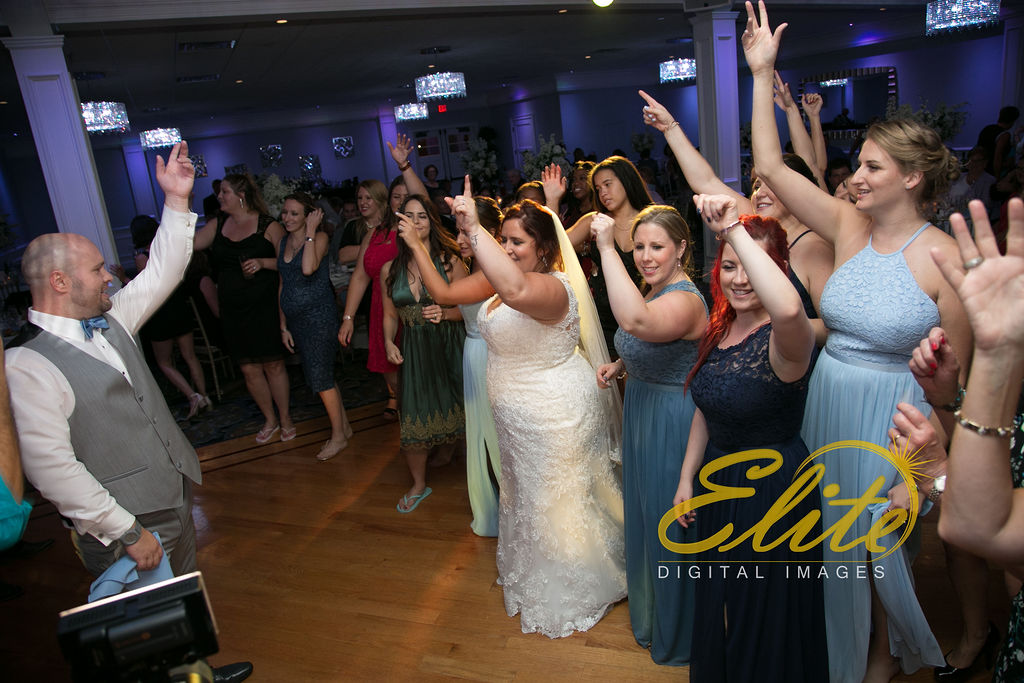 Elite Entertainment_ NJ Wedding_ Elite Digital Images_Crystal Point, Point Pleasant _ Megan and Rob (4)