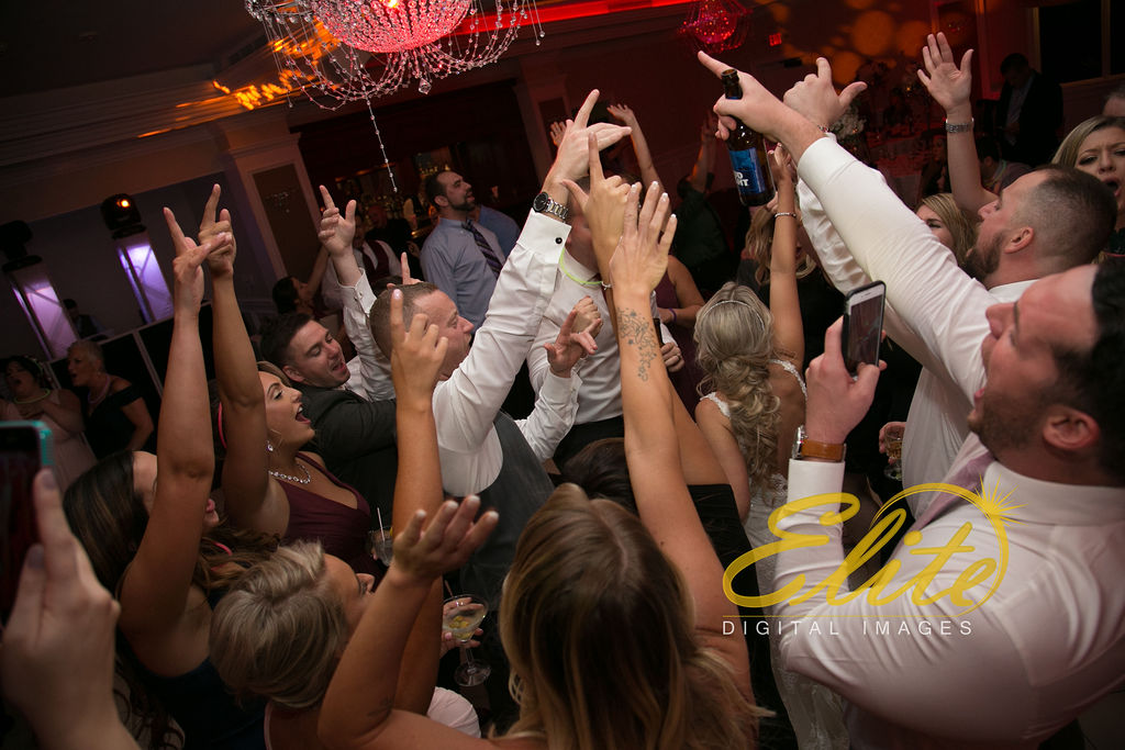 Elite Entertainment_ NJ Wedding_ Elite Digital Images_English Manor_Barbara and Scott (12)