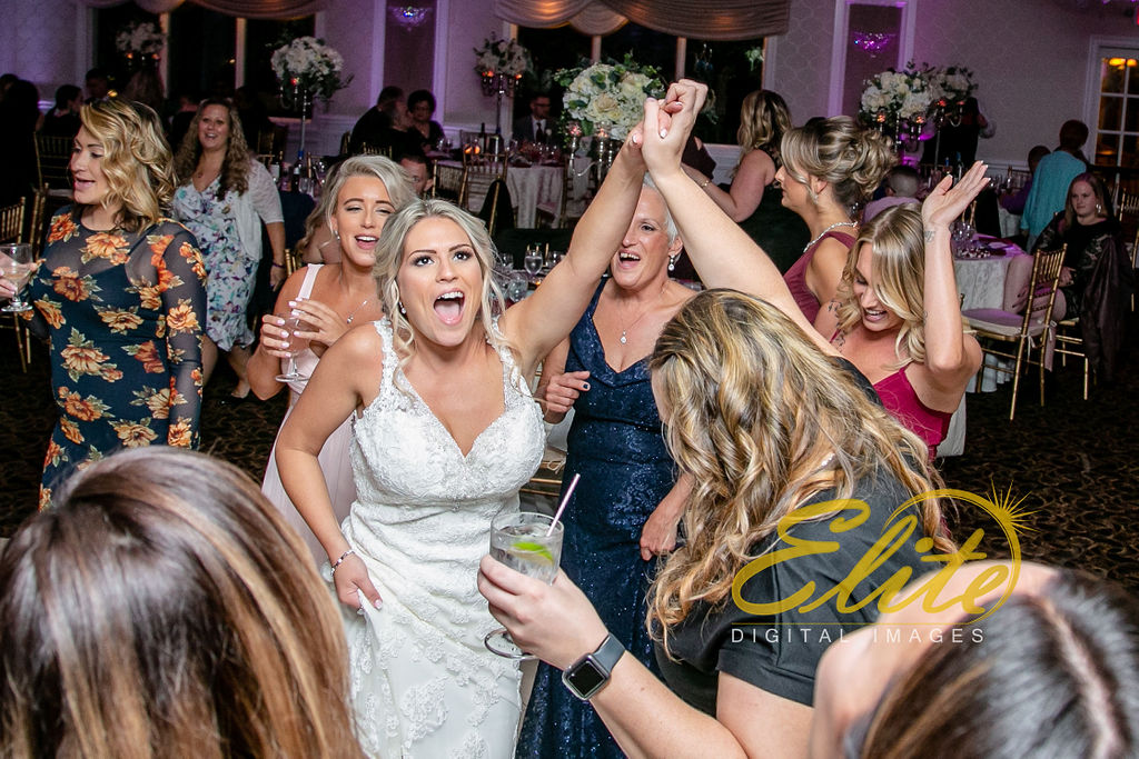 Elite Entertainment_ NJ Wedding_ Elite Digital Images_English Manor_Barbara and Scott (4)