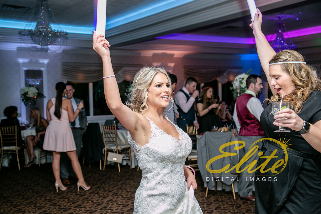 Elite Entertainment_ NJ Wedding_ Elite Digital Images_English Manor_Barbara and Scott (6)