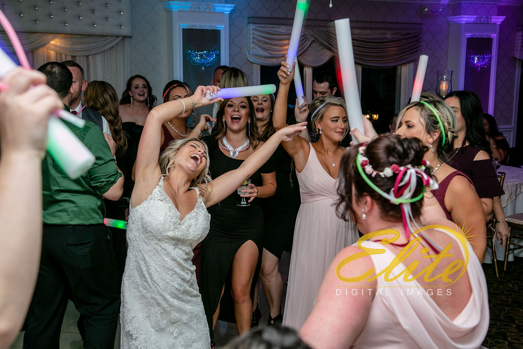 Elite Entertainment_ NJ Wedding_ Elite Digital Images_English Manor_Barbara and Scott (7)