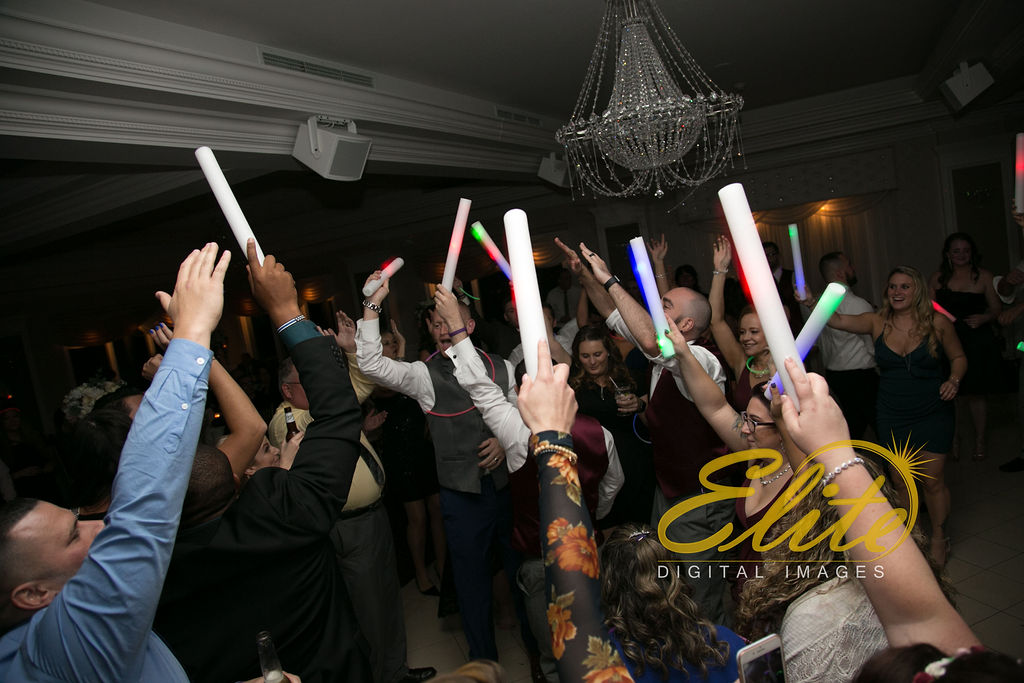 Elite Entertainment_ NJ Wedding_ Elite Digital Images_English Manor_Barbara and Scott (8)