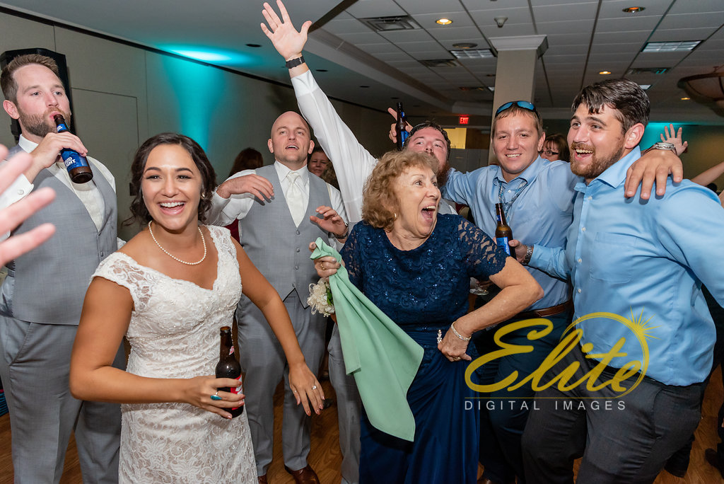 Elite Entertainment_ NJ Wedding_ Elite Digital Images_Holiday Inn Manahawkin (16)