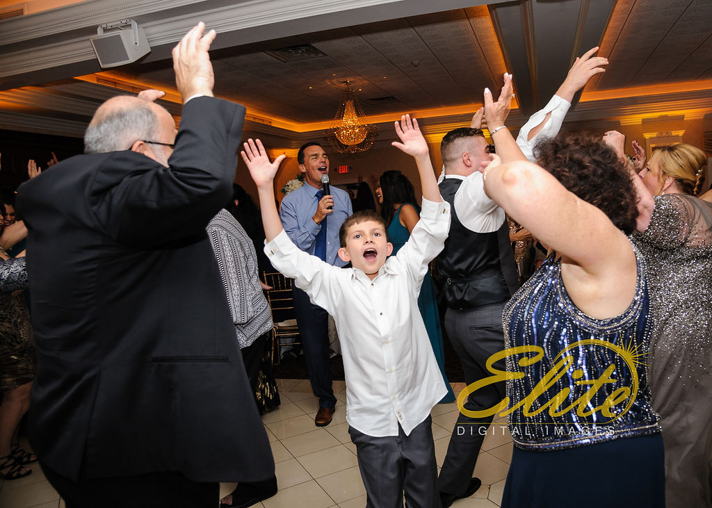Elite Entertainment_ NJ Wedding_ Elite Digital Images_English Manor_Gabriella and Casey (11)