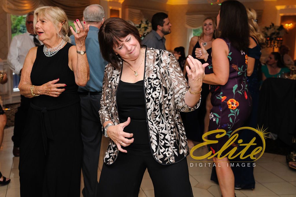 Elite Entertainment_ NJ Wedding_ Elite Digital Images_English Manor_Gabriella and Casey (3)