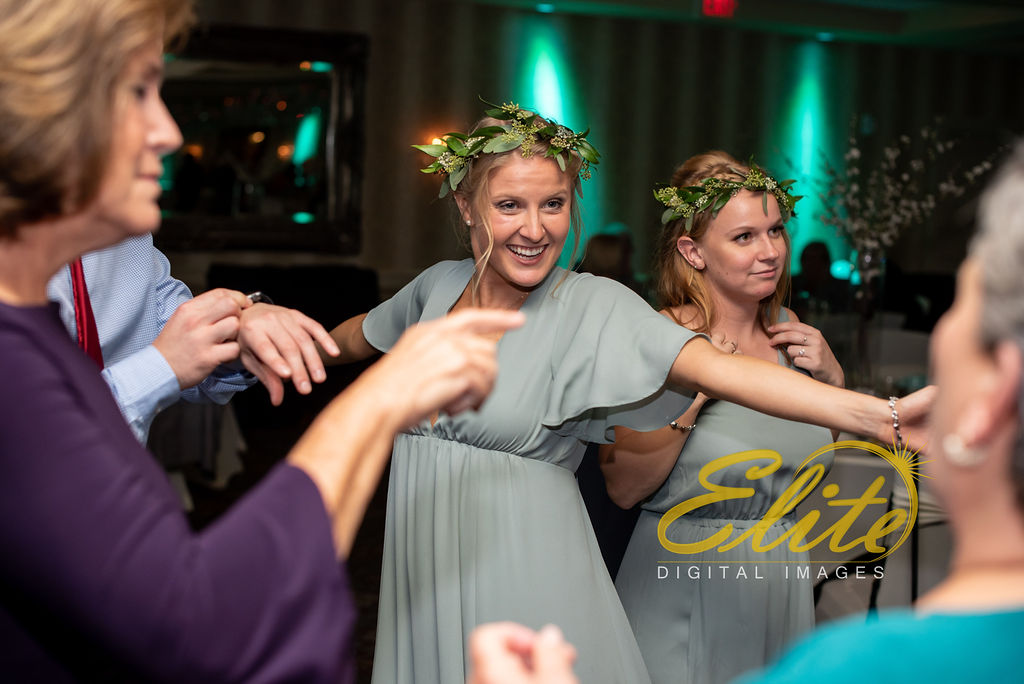 Elite Entertainment_ NJWedding_ EliteDigitalImages_DoubleTree_Darcy and Tom (7)