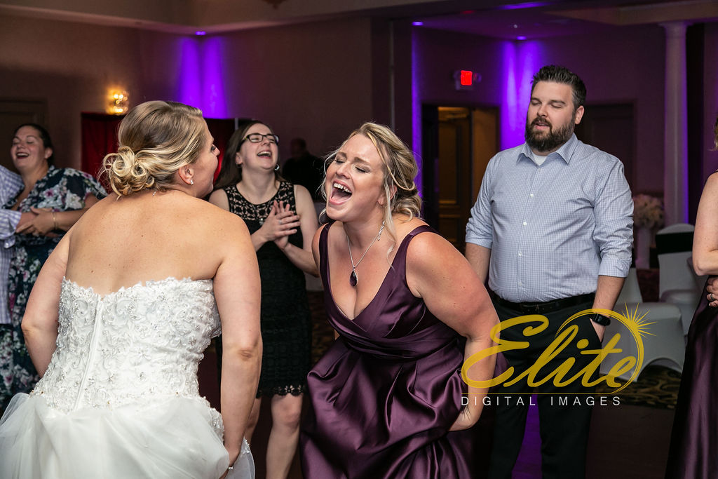 EliteEntertainment_NJWedding_EliteImages_RamadaTomsRiver_VersaillesBallroom_Colleen and Wayne 10.21 (11)