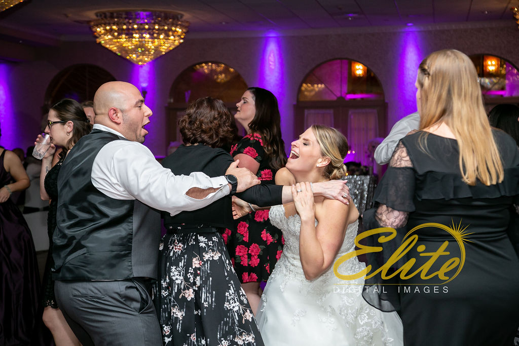 EliteEntertainment_NJWedding_EliteImages_RamadaTomsRiver_VersaillesBallroom_Colleen and Wayne 10.21 (7)