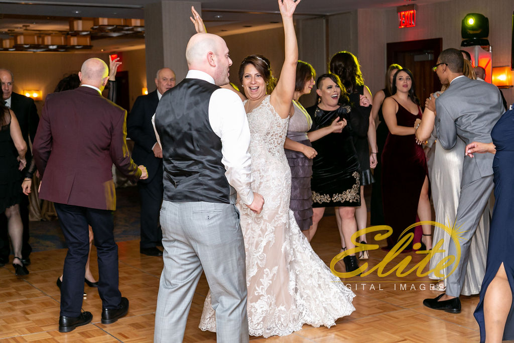 Elite Entertainment_ NJWedding_ EliteDigitalImages__ Westin Newport Hotel Jersey City_Shirley and Clint (3)