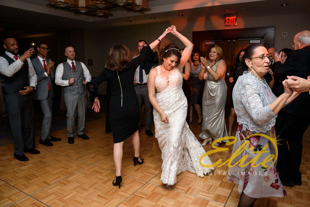 Elite Entertainment_ NJWedding_ EliteDigitalImages__ Westin Newport Hotel Jersey City_Shirley and Clint (6)