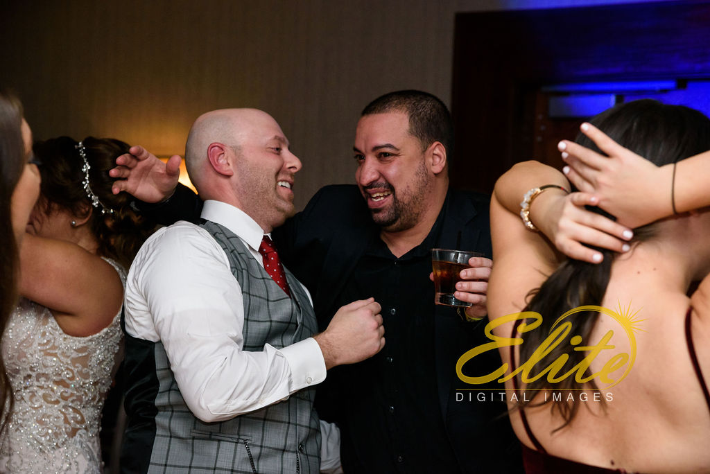 Elite Entertainment_ NJWedding_ EliteDigitalImages__ Westin Newport Hotel Jersey City_Shirley and Clint (8)
