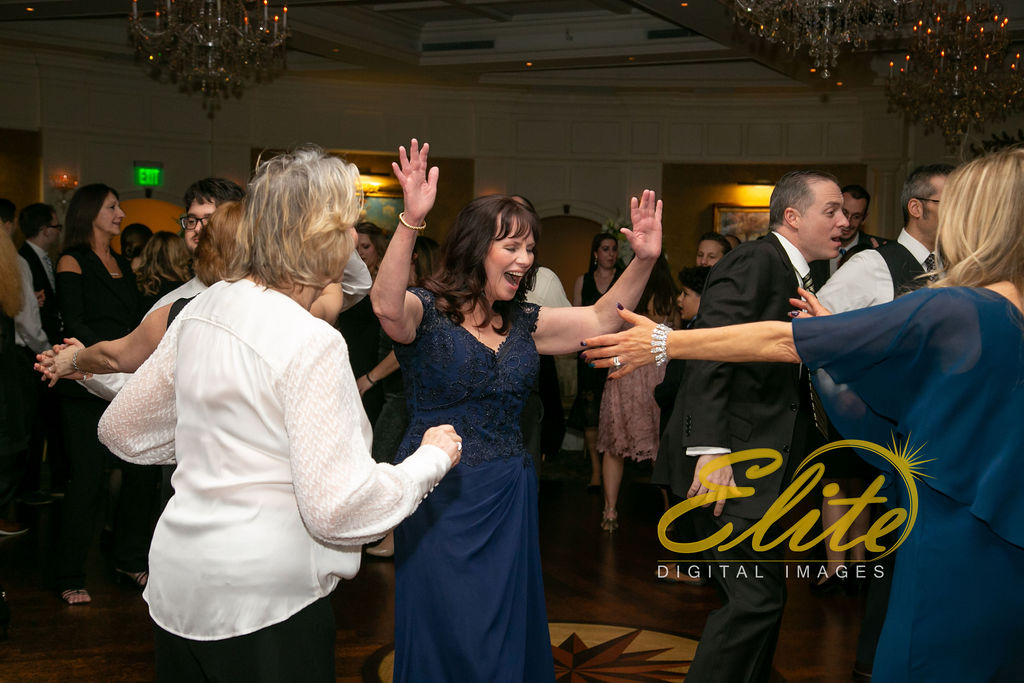 Elite Entertainment_ NJ Wedding_ Elite Digital Images_Clarks Landing_ Colleen and Stephen (9)