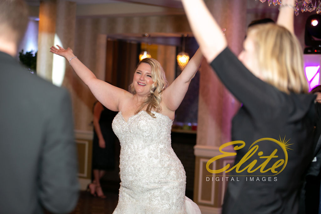 Elite Entertainment_ NJWedding_ EliteDigitalImages_DoubleTree_Michele and David (5)