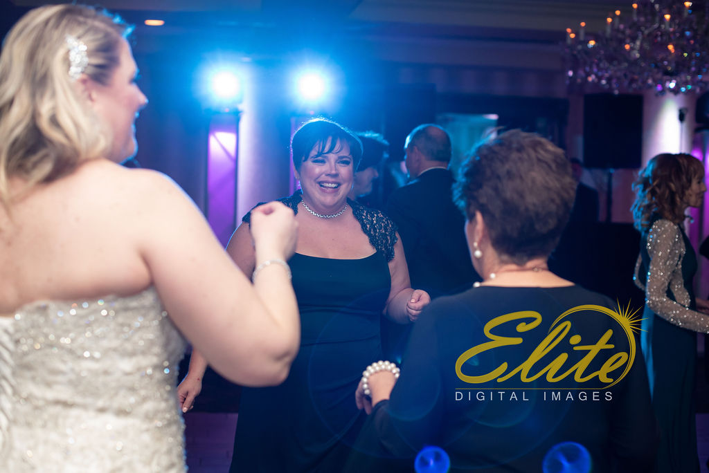 Elite Entertainment_ NJWedding_ EliteDigitalImages_DoubleTree_Michele and David (8)