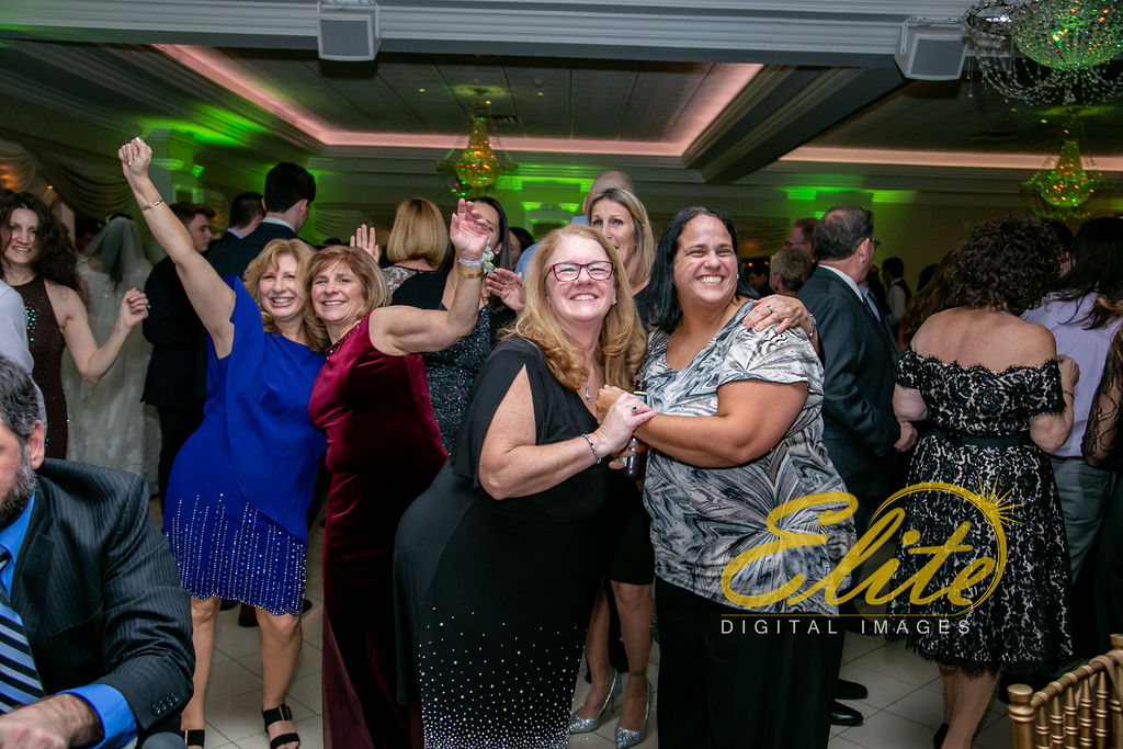 Elite Entertainment_ NJ Wedding_ Elite Digital Images_English Manor_Erin and Joseph (2)