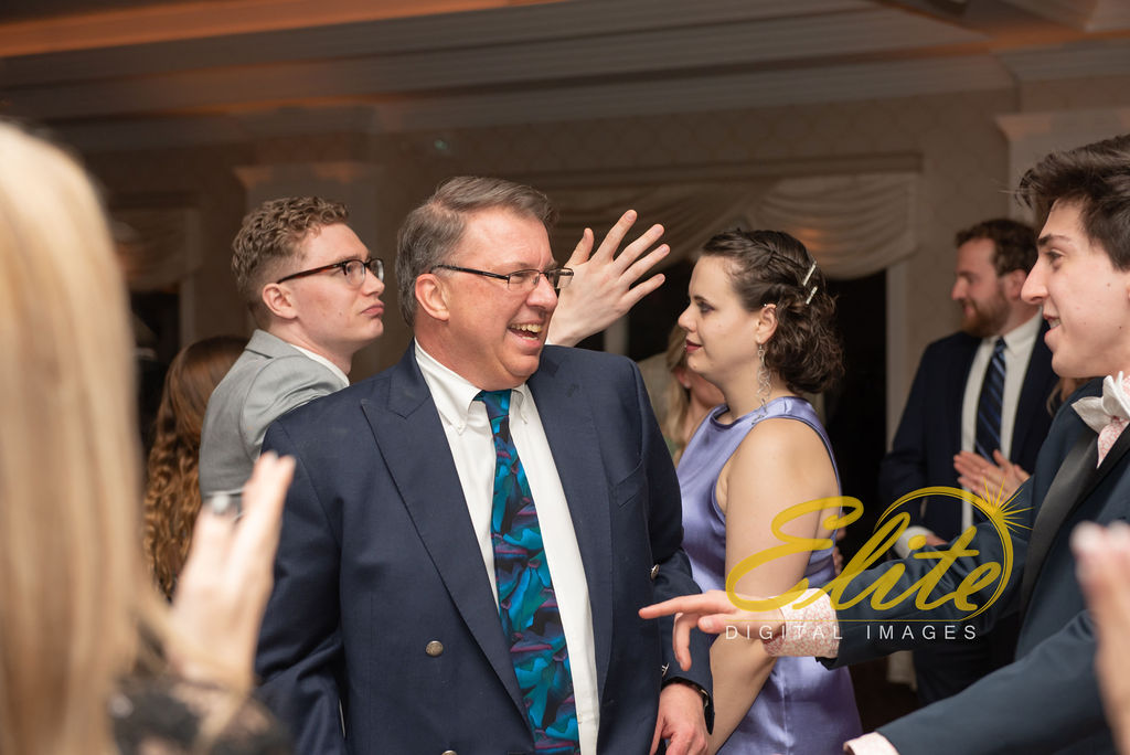 Elite Entertainment_ NJ Wedding_ Elite Digital Images_English Manor_Jen and John (4)