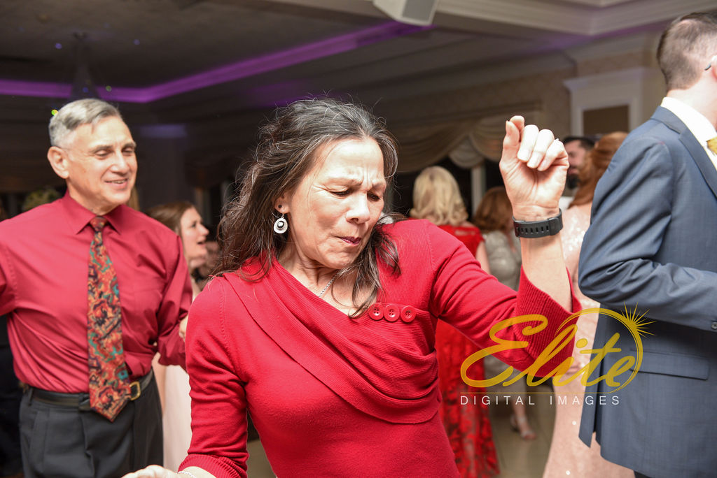 Elite Entertainment_ NJ Wedding_ Elite Digital Images_English Manor_Melissa and Tom (10)