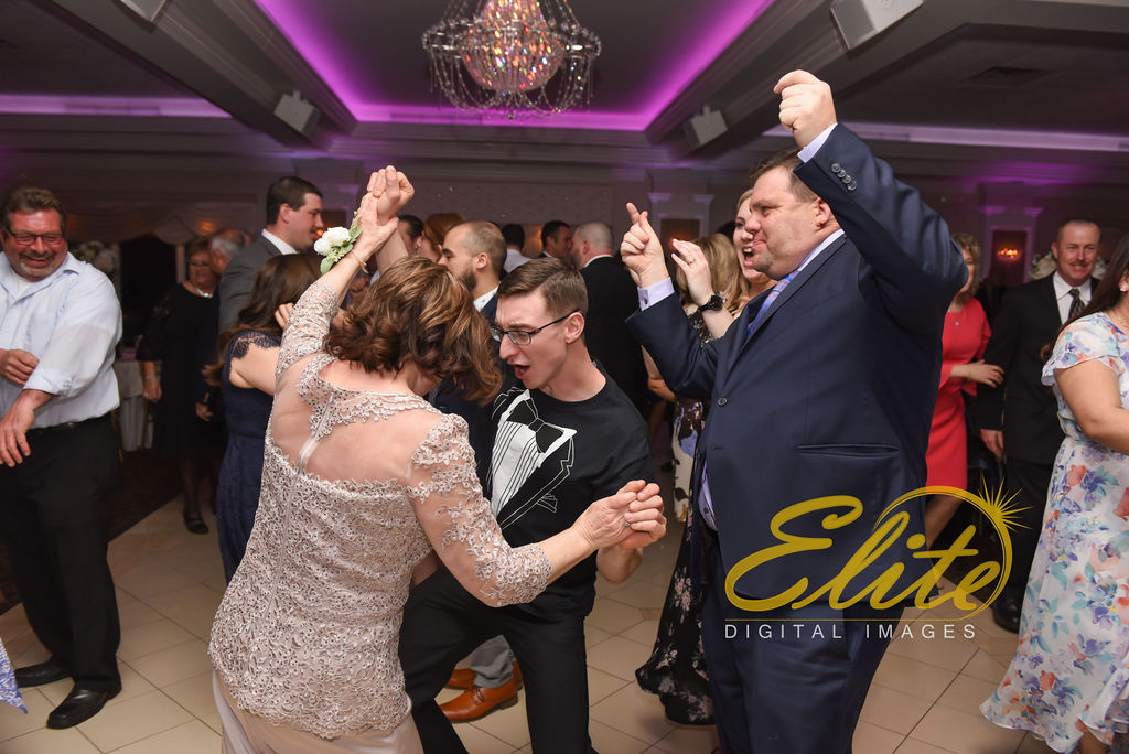 Elite Entertainment_ NJ Wedding_ Elite Digital Images_English Manor_Melissa and Tom (8)