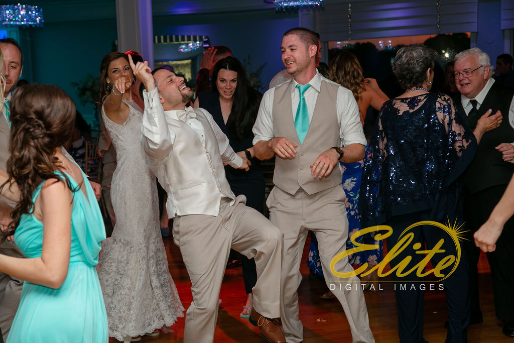Elite Entertainment_ NJ Wedding_ Elite Digital Images_Crystal Point, Point Pleasant _Dan and Melanie (20)